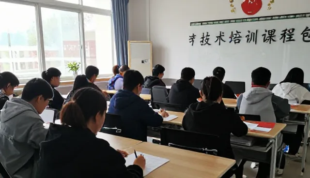 技术转让中的技术选型适用条件与选择依据